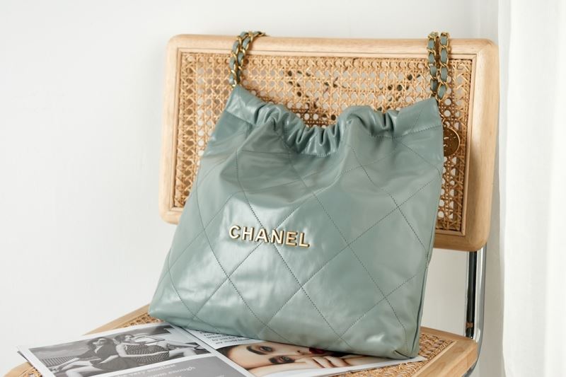 Chanel Shopping Bag